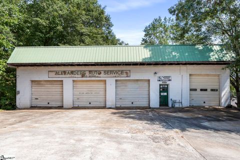 301 Washington Avenue