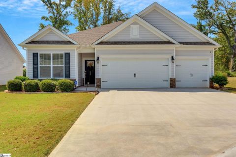 129 Yellow Fox Road