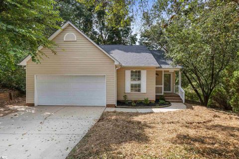 225 Clear Lake Drive sold home in Standing Springs Estates, Simpsonville, SC
