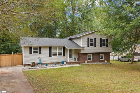 126 Ashdown Drive
