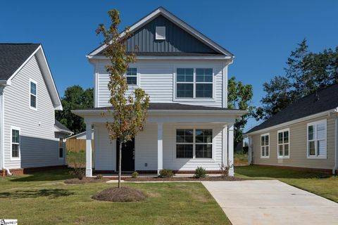 6 Thorndike Way active home in Lakeview At Berea, Greenville, SC