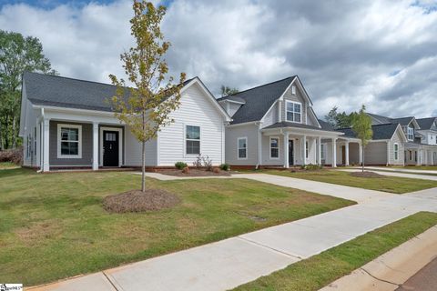 14 Thorndike Way active home in Lakeview At Berea, Greenville, SC