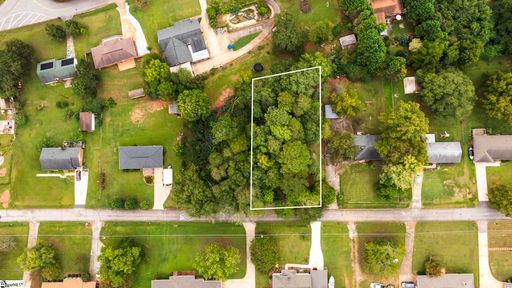 11 Knollview Drive sold home in Riverdale, Greenville, SC