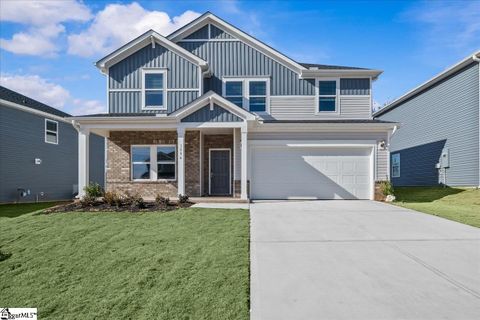 1596 Erindale Drive