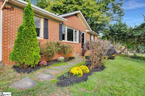 118 Oak Drive sold home in Kentland Park, Greenville, SC