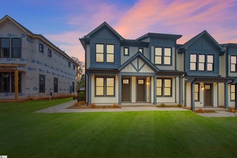 9 Hawthorne Lane Unit 104