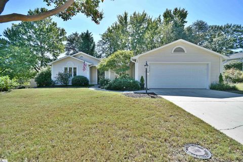 19 Woodtrace Circle