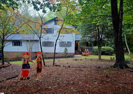 Previously sold for $415,000