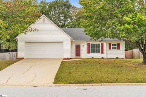 300 Bramford Way sold home in Foxdale, Simpsonville, SC