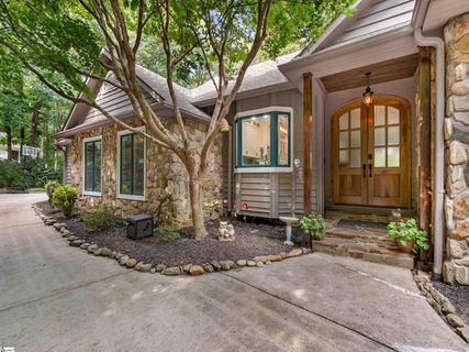 119 Foxboro Road active home in Cliffs Valley, Travelers Rest, SC
