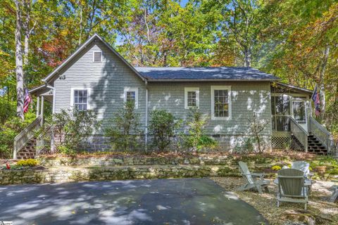 512 Cliff Ridge Drive