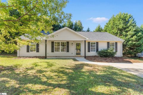 159 Falcon Ridge sold home in Falcon Ridge, Boiling Springs, SC