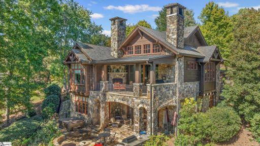 401 Crossbill Court
