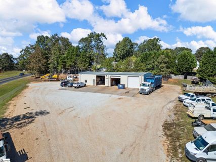 3808 N Highway 14