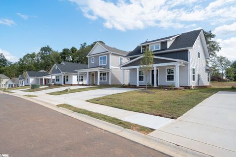 204 Waltham Court active home in Lakeview At Berea, Greenville, SC