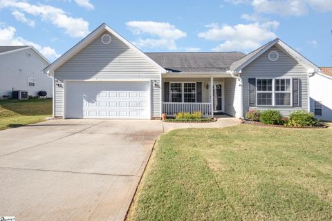 106 Sturgeon Bay Drive sold home in St. Mark'S Pointe, Taylors, SC