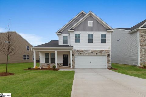 1004 Maridian Street sold home in Crown Pointe, Simpsonville, SC