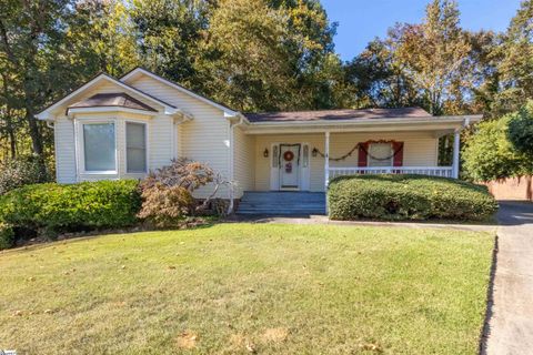 107 Boulder Creek Way