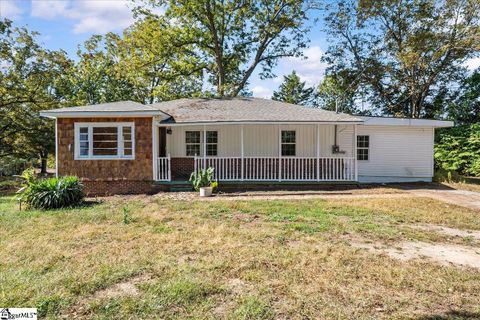 2 Rocky Knoll Drive
