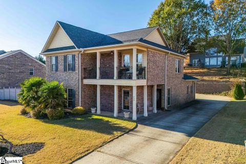 750 Charleston Place sold home in River Falls Plantation, Duncan, SC