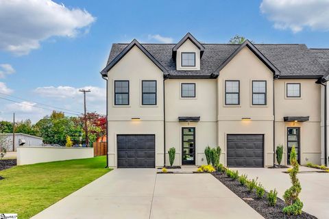 1 Taverly Drive