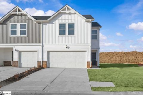 431 Blissful Court pending home in Northbrook Village Townes, Taylors, SC