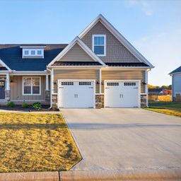 834 Grantwood Circle
