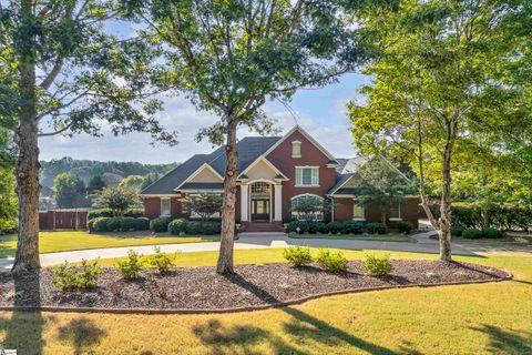 137 Clearcreek Drive sold home in Turtle Creek, Boiling Springs, SC