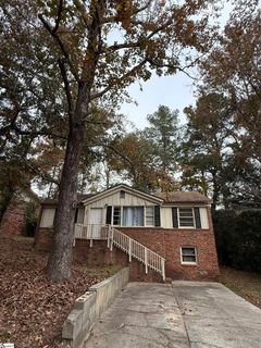 1825 Woodsboro Drive