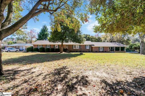200 Rosemary Lane sold home in Rosedale, Greenville, SC