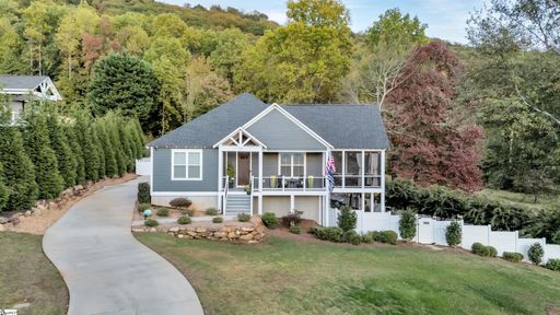 208 Mountain Edge Court pending home in Mountain Edge, Greenville, SC