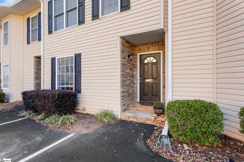 Homes in Arbor East, Taylors