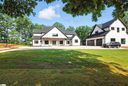581 Paramount Drive sold home in Seneca, SC