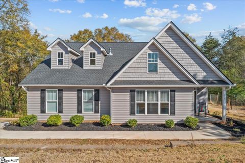 114 Lake Forest Circle
