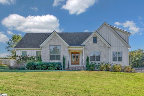 743 Brookdale Drive sold home in Woodbridge, Greer, SC