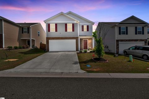 1808 Bridle Lane active home in Paddock Point, Roebuck, SC