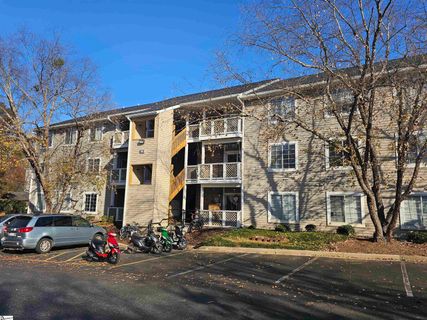 220 Elm Street Unit 104