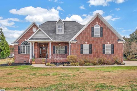 718 Dills Farm Way sold home in Silver Ridge Farms, Greer, SC