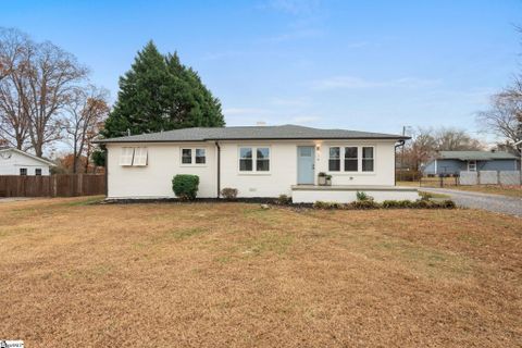 114 Bessie Avenue sold home in Woodland Heights, Greer, SC