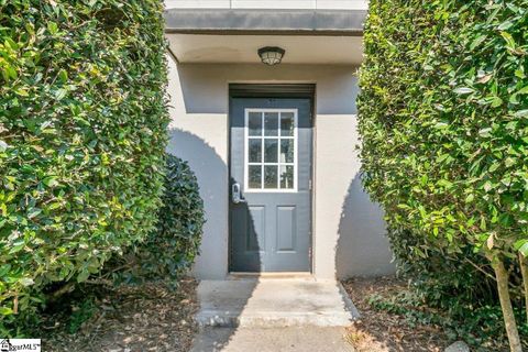 601 Cleveland Street active home in McDaniel Heights, Greenville, SC
