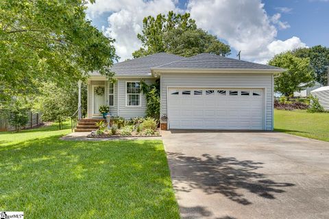 2109 Rolling Green Road