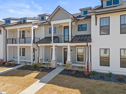 1208 N Pinot Road active home in Townes At Squires Pointe, Duncan, SC