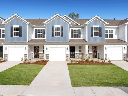 125 Tango Drive sold home in Springdale Towns, Clinton, SC