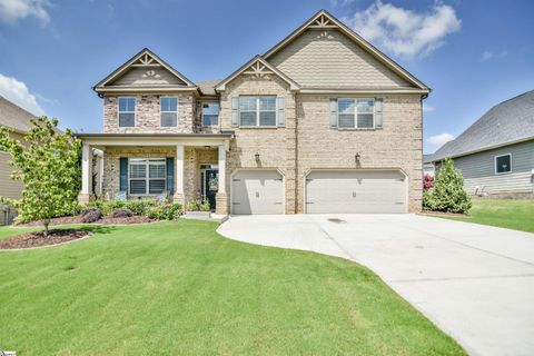 108 Foxhill Drive sold home in Kings Crossing, Simpsonville, SC