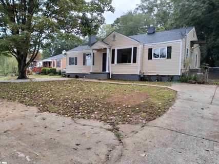 101 S Estate Drive sold home in Crestwood, Greenville, SC