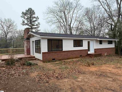 306 Hermitage Road sold home in Lake Forest, Greenville, SC