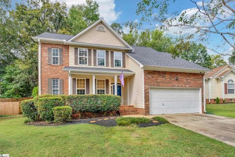 111 Golden Crest Court sold home in Vineyard At Planters Row, Mauldin, SC