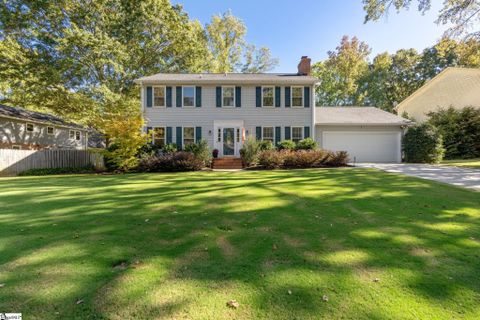 305 Hunting Hill Circle