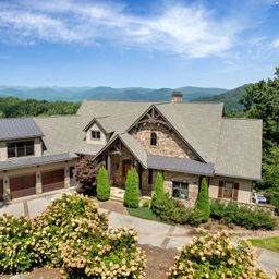 38 Falling Star Way