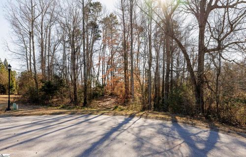 309 Chafford Court pending home in Southampton, Simpsonville, SC